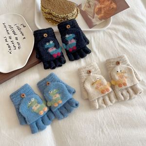 ถุงมือขนสัตว์แบบเปิดครึ่งนิ้วสำหรับเด็ก4-10นิ้วลายการ์ตูนจระเข้สำหรับฤดูหนาว - Product Image 2