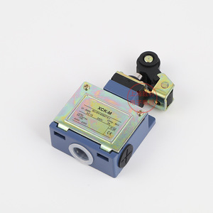 ลิมิตสวิตช์ XCK-M IP66 240V SPDT ขั้วต่อแบบสกรู หน้าสัมผัสเงิน - Product Image 1