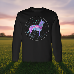 T-shirt a maniche lunghe con disegno di cane pastore olandese in acquerello - Product Image 3