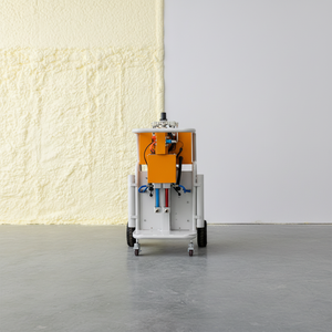 Espumador de Poliuretano Compacto CNMC-R con Control Remoto, Calentador de 7.5Kw, Accionamiento Neumático y Capacidad de 2-12Kg/min - Product Image 1