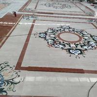 Mosaïque de carrelage en pierre pour sol, design moderne en marbre de haute qualité, avec incrustation en laiton et découpe au jet d'eau, prix bas