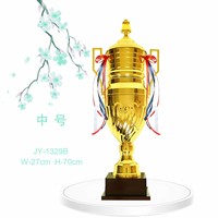 JY-1329 Chine Fabrication Champion Trophée Tasses Medalhas Trophées en métal de football personnalisés avec des bases en bois