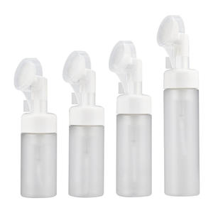 Bouteille de nettoyant pour le <span class=keywords><strong>visage</strong></span> en plastique PET de haute qualité 200ml avec bouchon de <span class=keywords><strong>brosse</strong></span> de nettoyage de pompe à mousse sérigraphie pour le nettoyage du <span class=keywords><strong>visage</strong></span> - Product Image 1