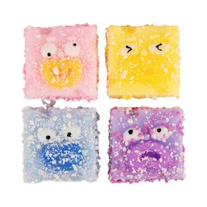 Nouveau jouet en TPR en forme de cube de fromage amusant de 6 cm, 4 couleurs, réaliste, relaxant, jouet à presser pour enfants et adultes - Product Image 1