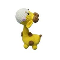 Girafe créative tricotée à la main, design de dessin animé au crochet en fil exquis, pendentif de sac frais et mignon, décoration pour adulte Yiwu