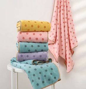 Serviette de Bain en Velours Corail Tissé à Séchage Rapide, Couleur Unie, Douce et Absorbante, pour Femme, Vente en Gros - Product Image 4
