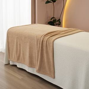 Manta de Microfibra Color Caqui, Cubrecama de Felpa Sintética, Suave y Esponjosa, para Camas de Masaje y Salones - Product Image 4