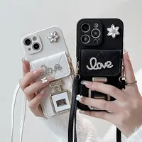 Tas Dompet Kulit dengan Tempat Parfum, Cermin, dan Kristal Berlian Model Selempang untuk Iphone 16 15 14 Pro Max 13 12