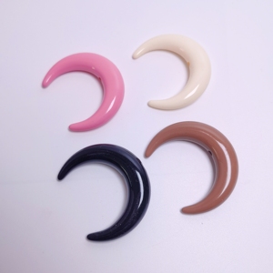 100 pièces/sac Perles intercalaires en vrac en forme de <span class=keywords><strong>lune</strong></span>, couleurs assorties, breloques pour stylos, décoration DIY, fournitures de fabrication de bijoux - Product Image 6