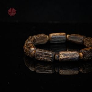 Bracelet de perles d'agarwood naturel pour femme, en bois d'oud véritable, élégant et parfumé, cadeau de bijoux - Product Image 4