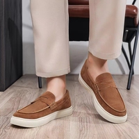 Mocassins décontractés de luxe pour hommes en cuir de vachette, antidérapants, à semelle épaisse, personnalisés, style marche, en daim