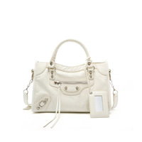 Sac bandoulière biker rétro clouté pour femme, en cuir véritable, grande capacité, avec fermeture éclair, le plus vendu