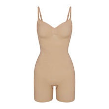 Hot Selling Tank Top Mid Thigh Bodysuit Tummy Control Shapewear Seamless Sculpting Women Body Shaper