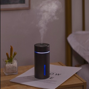 <b>Car</b> Mounted Aroma <b>Diffuser</b> 66x145mm Ultrasonic Humidifier With Ambient Lighting <b>For</b> Vehicle Use - Product Image 3