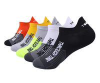 Chaussettes de sport pour hommes tricotées personnalisées Chaussettes de course à fort amortissement avec logo