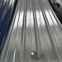 Feuilles incurvées en polycarbonate pour serre au design moderne Panneaux de toit ondulés en PVC résistant à la chaleur, gris brun clair