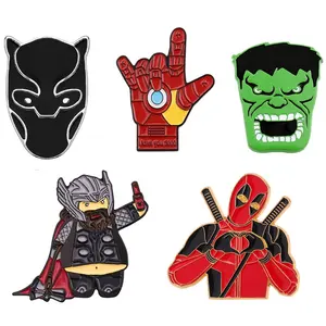 Groothandel Custom Nieuwigheid Originele Cartoon Schattige Spiderman Thor Serie Kraag Pin Hoed Pin Badge