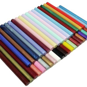 Bâtons de cire à cacheter en plastique pour pistolet à colle, style rétro vintage, pour sceau de cire décoratif, pour invitations de mariage, cartes, enveloppes et courrier. - Product Image 1