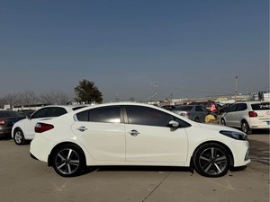 รถยนต์มือสอง Kia K3 Sedan ปี 2017 เครื่องยนต์ 1.6 ลิตร เกียร์อัตโนมัติ รุ่น GLS เบาะผ้า 4 ประตู พวงมาลัยซ้าย ส่งออกขายส่ง ปี 2017 - Product Image 3