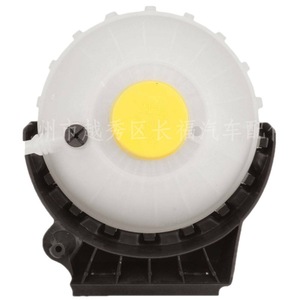 Tanque de Expansión de Agua Auxiliar BMW 17137642158 17137609469 de Material ABS Enroscable para Reemplazo y Reparación - Product Image 2