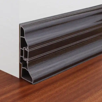 Profilé extrudé en PVC/UPVC personnalisé pour la décoration de la maison, plinthe en PVC