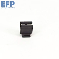 Attaches écologiques : Clips de bordure de câble en métal durable, attaches autobloquantes en nylon pour câbles solaires, clips de câble de différentes couleurs