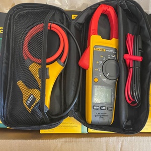 Pour 376 True-RMS avec sonde de courant flexible IFlex 2500 A fabriquée aux États-Unis - Product Image 2