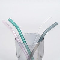 Verre coloré de paille à boire réutilisable faite sur commande de haute teneur en borosilicate pour des accessoires de barre populaires et fonctionnels