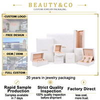 Boîtes à bijoux de luxe carrées en papier velours certifiées TUV, personnalisables avec logo, pour bracelets, colliers, boucles d'oreilles et bagues - Vente en gros