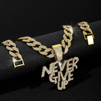 Femmes Hommes Bijoux Hip Hop Bling Rhinestone Alloy Letter NEVER GIVE UP Punk Pendant Cuban Chain
