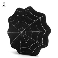 Coussin décoratif d'Halloween en fausse fourrure ultra douce avec broderie toile d'araignée noire pour canapé, lit et décoration de fête