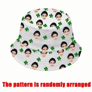 Sombrero de cubo ligero personalizable, 1 pieza, estampado de retrato personalizado, patrón de corazones aleatorios, ropa informal, regalo, tipo de dibujos animados - Product Image 2