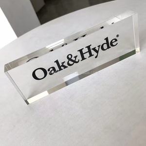 บล็อกการแสดงโลโก้อะคริลิคใสพิมพ์ยูวีสำหรับร้านค้าปลีกและโปรโมชั่นแบรนด์ - Product Image 3