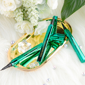 Nouvel Eyeliner imperméable clair vert vif Eyeliner à paillettes de marque privée - Product Image 2