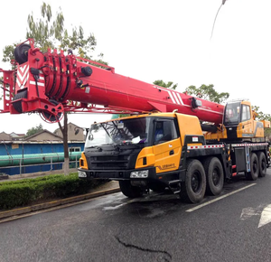 รถเครน STC800C5-8 ขนาด 80 ตัน พร้อมตัวเลือกบูมหลายแบบสูงถึง 78 เมตร - Product Image 1