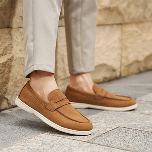 Mocassins décontractés pour hommes 2025 en grandes tailles – Chaussures polyvalentes à enfiler pour l'automne et modèles Oxford - Product Image 1