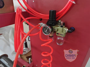 Presse à Chaleur à <span class=keywords><strong>Rouleau</strong></span> de Sublimation Automatique pour Vêtements et Draps de Lit Entraînement Hydraulique Multicolore 420*2000mm - Product Image 2