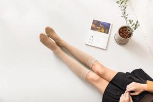 Offre Spéciale en gros logo personnalisé uniforme caractère unisexe personnalisé filles genou lycée <span class=keywords><strong>chaussettes</strong></span> - Product Image 5