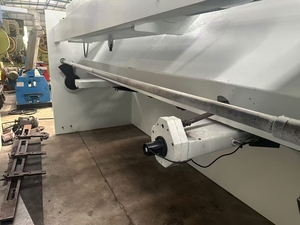 Giang Tô yawei 8*3200 CNC kim loại máy cắt được sử dụng để cắt thép không gỉ Carbon thép tấm nhôm tấm - Product Image 2