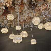 Lustre à 10 têtes en boules blanc laiteux RHD, guirlande lumineuse suspendue pour décorations de mariage et de fête