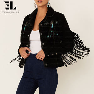 מעיל אופנוענים קצר עם שרוולים ארוכים, מעוטר ניטים ופרנזים דמויי זמש, מבית LARSUR Custom Factory, לנשים - Product Image 6