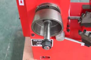 Torno de Freno Manual Horizontal Multifuncional de Servicio Ligero para Tambor de Metal, para Taller de Reparación de Automóviles - Product Image 4