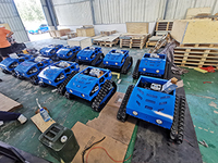 Livraison Gratuite Tondeuse à Gazon Intelligente Industrielle sur Chenilles 900mm Moteur Essence 22hp Portée à Distance 500m 70 °   Pente