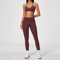 Ensemble de yoga 2 pièces pour femme : Soutien-gorge de sport à fines bretelles col en V et Legging taille haute – Tenue d'entraînement personnalisable avec logo pour fitness et gym