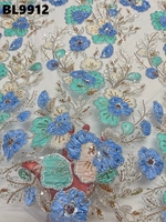 Tissu en tulle brodé floral 3D lourd, orné de perles et de sequins, idéal pour les robes de mariée et de soirée du Portugal