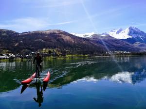 Vélo aquatique gonflable de haute qualité en PVC en forme de <span class=keywords><strong>banane</strong></span>, cadre et ponton flottants durables - Product Image 3