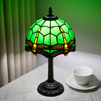 Lampe de table en verre teinté en forme de libellule verte, style méditerranéen haute couture, personnalisable, pour décoration d'angle de canapé