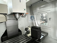 Centre d'usinage vertical haute précision VMC550 à 4 axes, broche BT40, système CNC FANUC, changeur d'outils automatique, fraiseuse