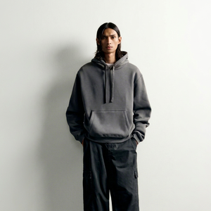 Partenaire de production de vêtements personnalisés pour hommes, hoodies, mode streetwear, marque privée, usine de vente en gros pour les acheteurs du monde entier - Product Image 1