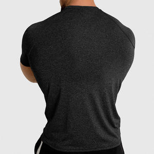 חולצת טי קצרה לגברים לאימוני ריצה וחדר כושר, ייבוש מהיר, צווארון עגול, חולצת טי בהתאמה אישית לחדר כושר - Product Image 3